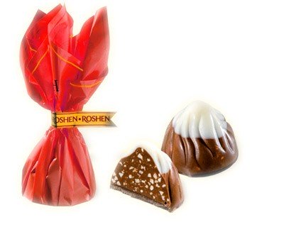 Roshen Candy "Mont Blanc Red" with Chocolate & Crushed Nuts, 0.5 lb / 0.22 kg